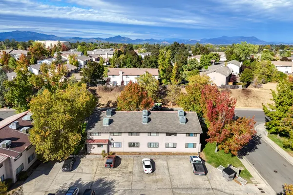 $899,000 | 1285 Lancers Lane, Redding, CA 96003