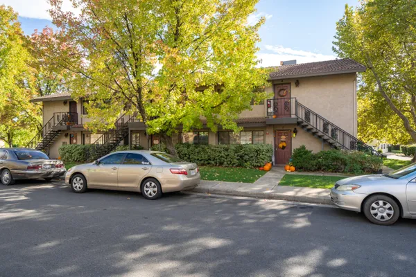 $899,000 | 1285 Lancers Lane, Redding, CA 96003