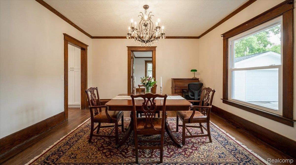 438 North Bailey Street Romeo, MI 48065 - Photo 4 of 32 04-Dining Room.jpg