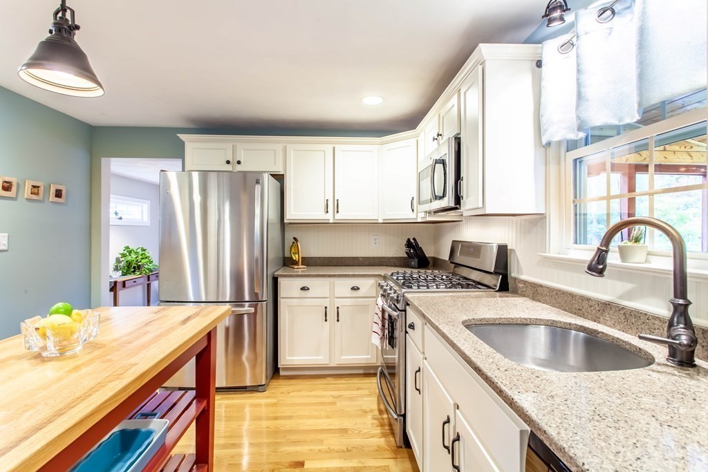 12 Stratton Hill Road Westford, MA 01886 - Photo 14 of 39 Gallery Image 14