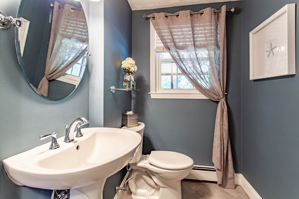 12 Stratton Hill Road Westford, MA 01886 - Photo 16 of 39 Gallery Image 16