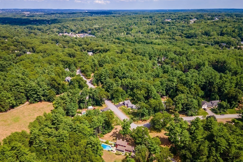 12 Stratton Hill Road Westford, MA 01886 - Photo 36 of 39 Gallery Image 36