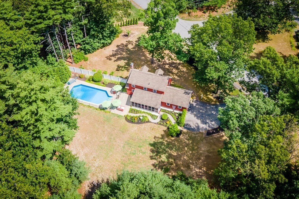 12 Stratton Hill Road Westford, MA 01886 - Photo 9 of 39 Gallery Image 9
