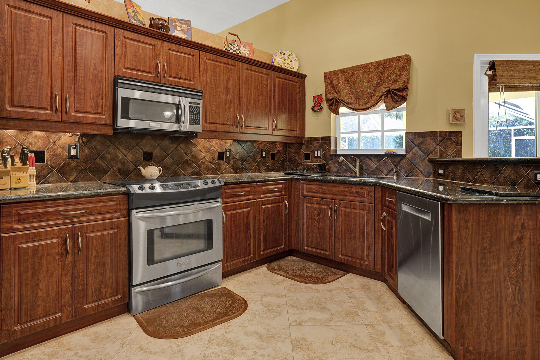 22280 Collington Drive Boca Raton, FL 33428 - Photo 9 of 31 Stainless Appliances