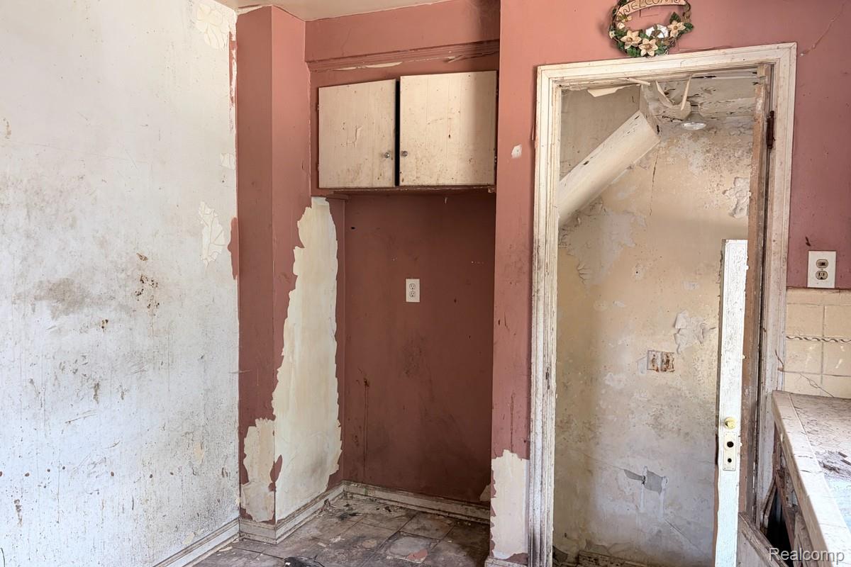 13536 Ashton Road Detroit, MI 48223 - Photo 3 of 9 IMG_3969.jpg