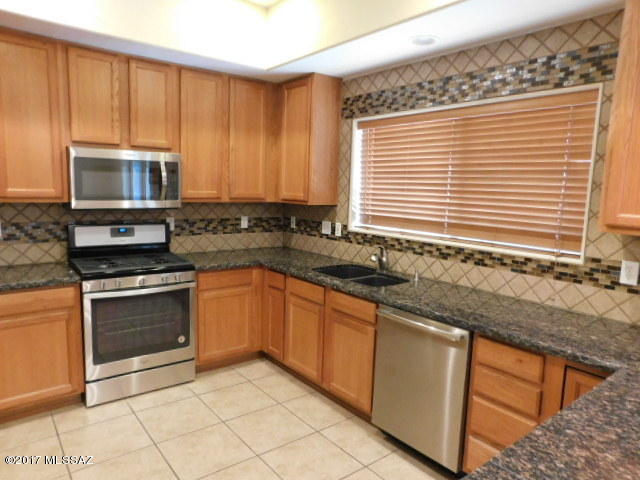 2966 West Overton Road Tucson, AZ 85742 - Photo 5 of 15