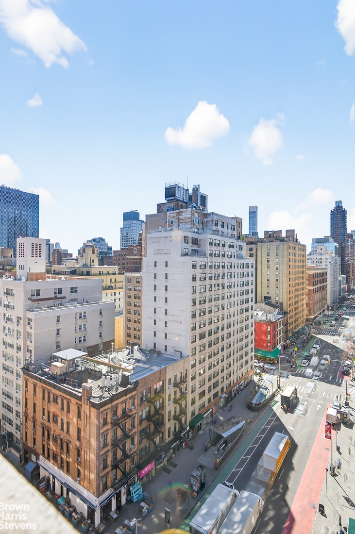 233 East 70th Street, Unit 15S Manhattan, NY 10021 - Photo 13 of 17