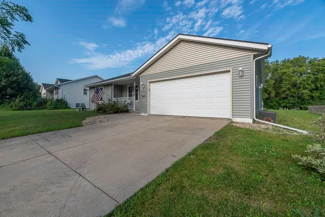 $429,900 | 126 Deanna Drive, Evansville, WI 53536