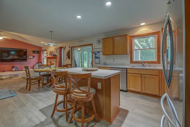 $429,900 | 126 Deanna Drive, Evansville, WI 53536