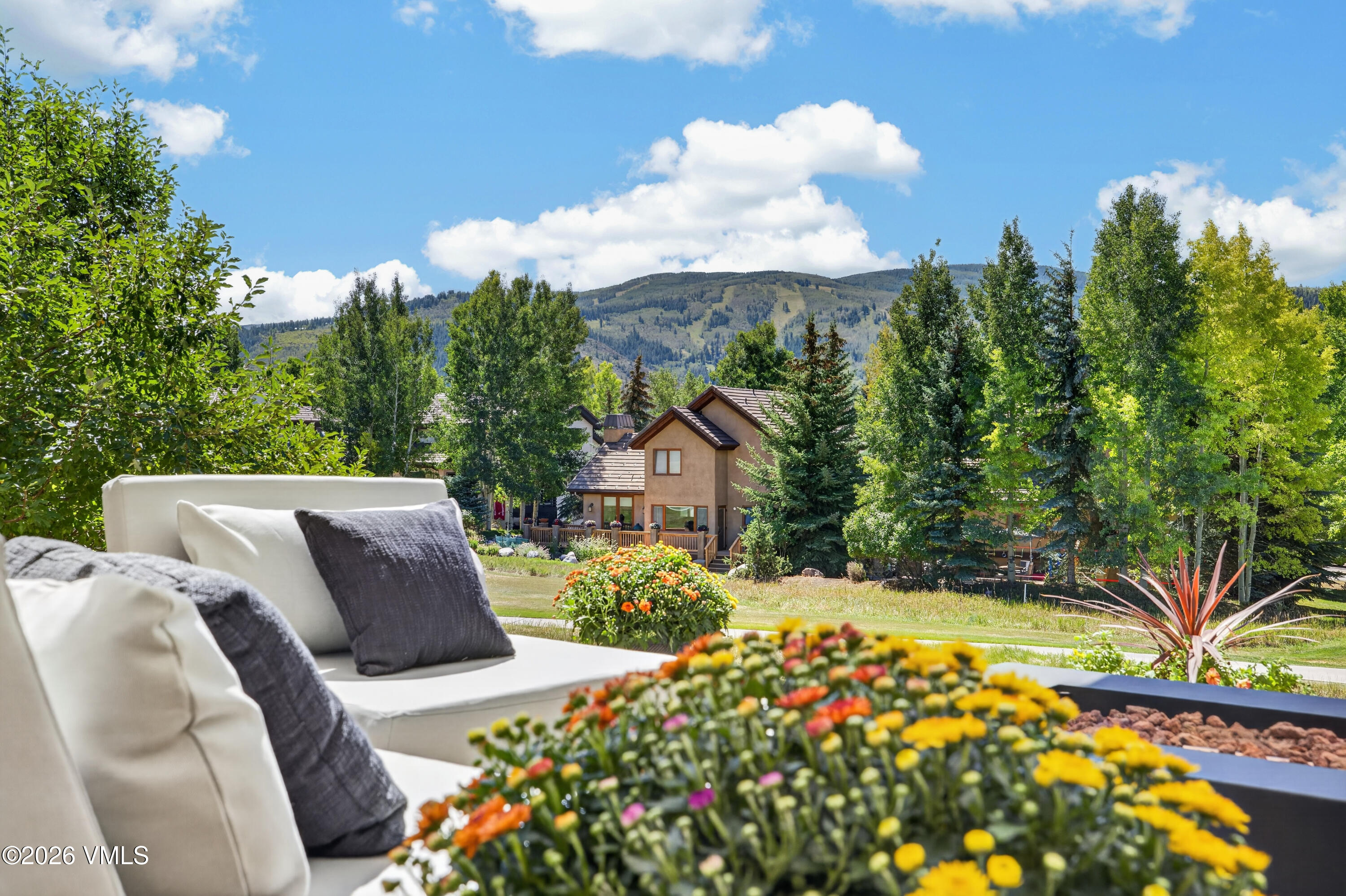 1121 Berry Creek Road, Unit A1 Edwards, CO 81632 - Photo 30 of 40 Golf course location
