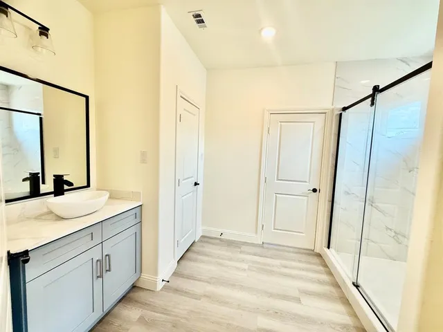 $499,900 | 4908 Farrier Court, Grand Prairie, TX 75052