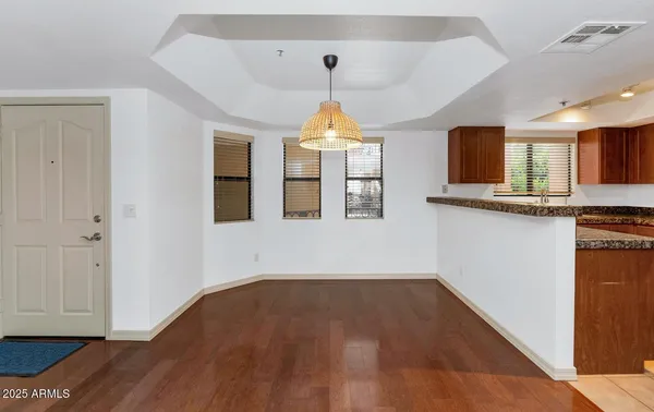 $2,495 | 5104 North 32nd Street, Unit 307, Phoenix, AZ 85018