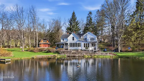 $895,000 | 192 Fallsdale Road, Milanville, PA 18443