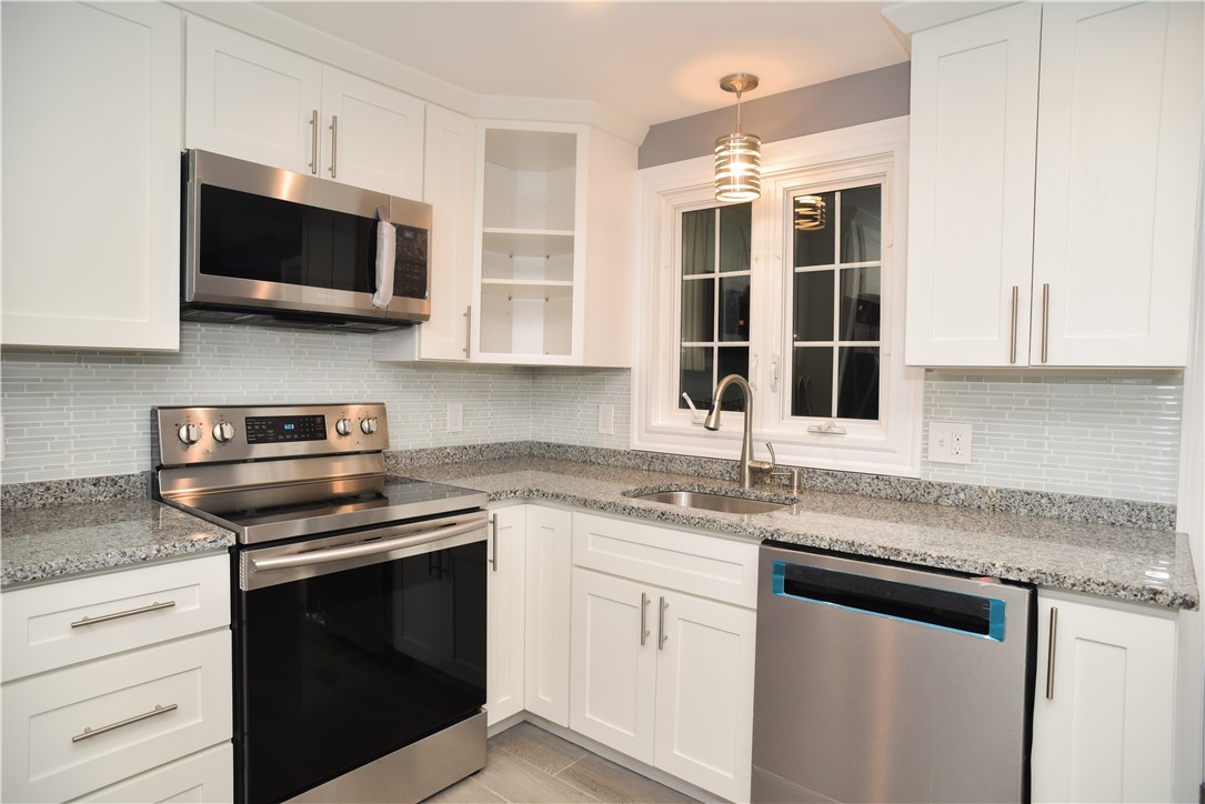 96 Ray Avenue Woonsocket, RI 02895 - Photo 7 of 27