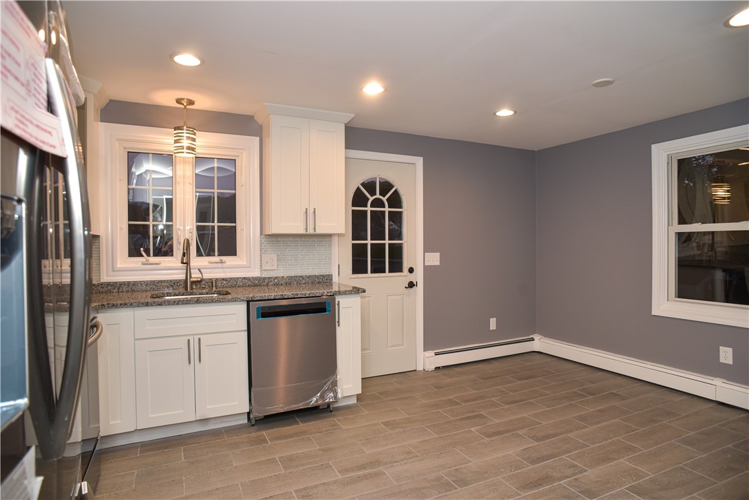 96 Ray Avenue Woonsocket, RI 02895 - Photo 8 of 27