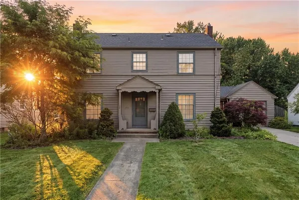 $205,000 | 121 East Clen Moore Boulevard, New Castle, PA 16105