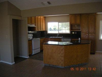 17755 La Canada Road Madera, CA 93636 - Photo 8 of 10 Gallery Image 8