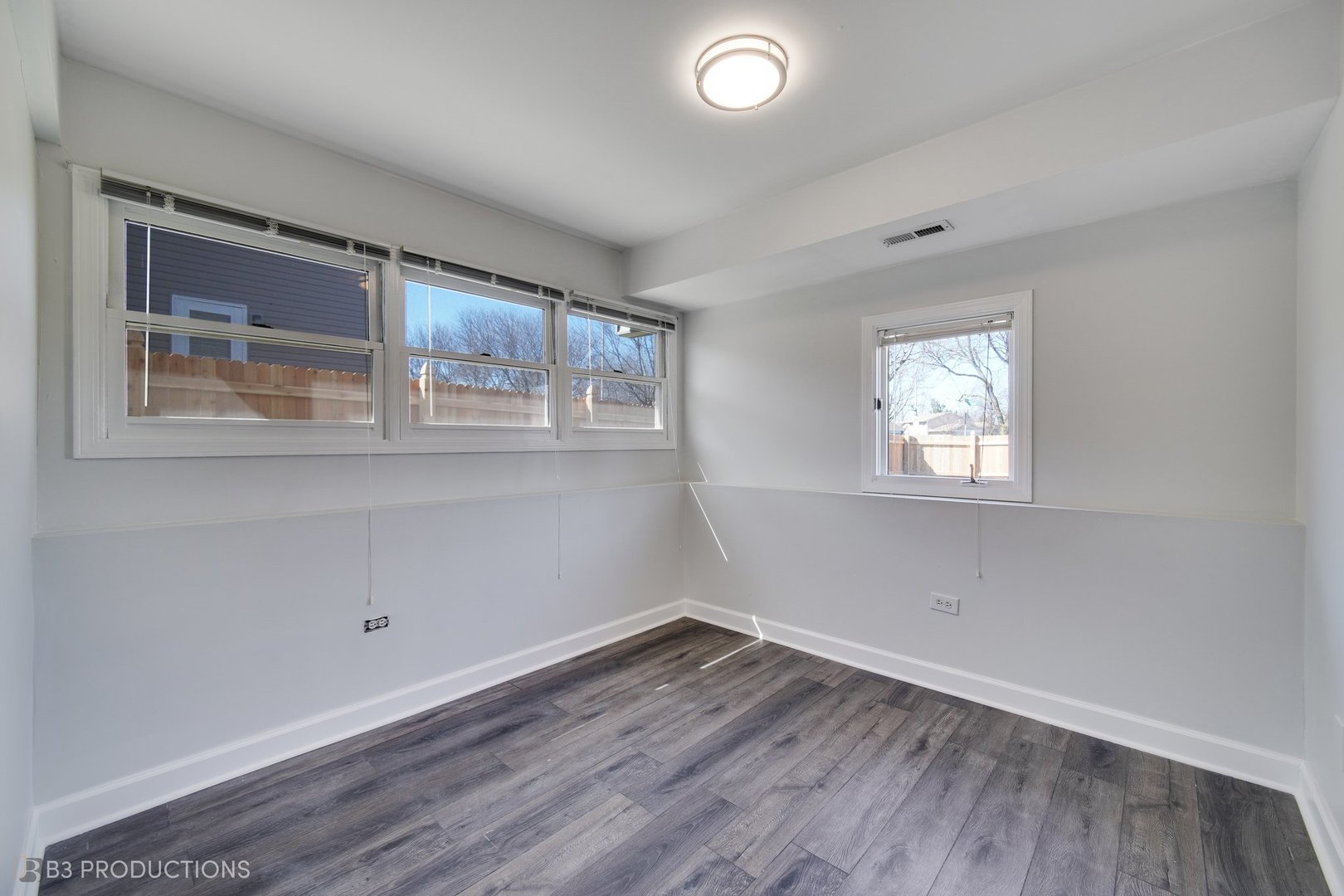 1722 Red Bud Road Bolingbrook, IL 60490 - Photo 13 of 29 an empty room with a window