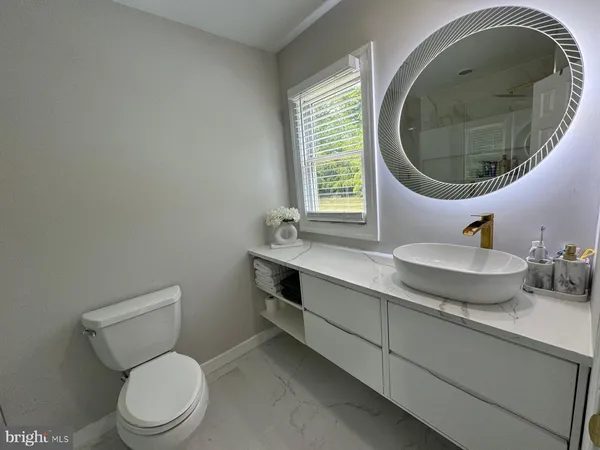 $4,800 | 3332 Philmont Avenue, Huntingdon Valley, PA 19006