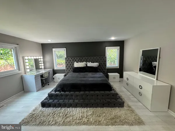 $4,800 | 3332 Philmont Avenue, Huntingdon Valley, PA 19006