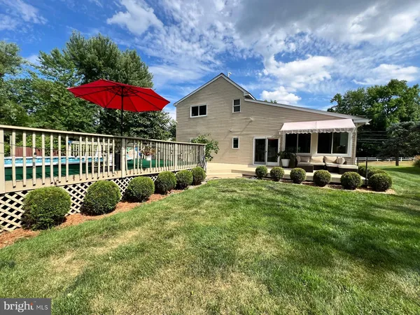 $4,800 | 3332 Philmont Avenue, Huntingdon Valley, PA 19006