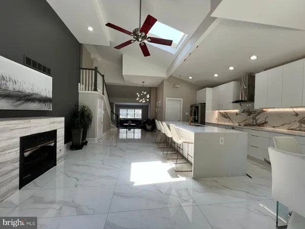 $4,800 | 3332 Philmont Avenue, Huntingdon Valley, PA 19006