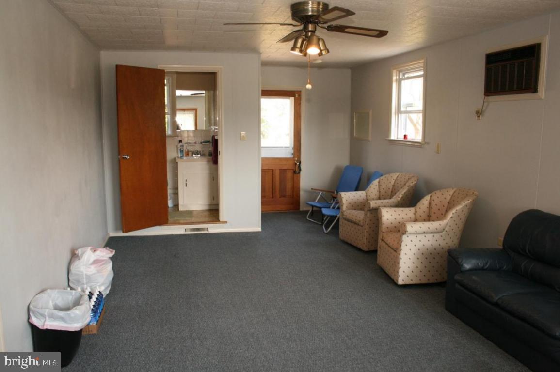 562 West Sun Hill Road Manheim, PA 17545 - Photo 7 of 8