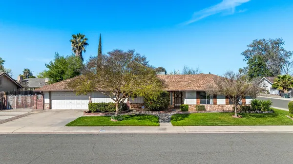 $490,000 | 1001 Zinfandel Place, Modesto, CA 95351