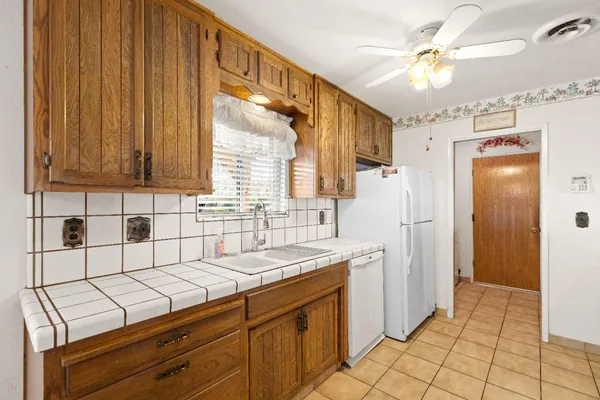 $490,000 | 1001 Zinfandel Place, Modesto, CA 95351