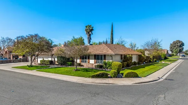 $490,000 | 1001 Zinfandel Place, Modesto, CA 95351