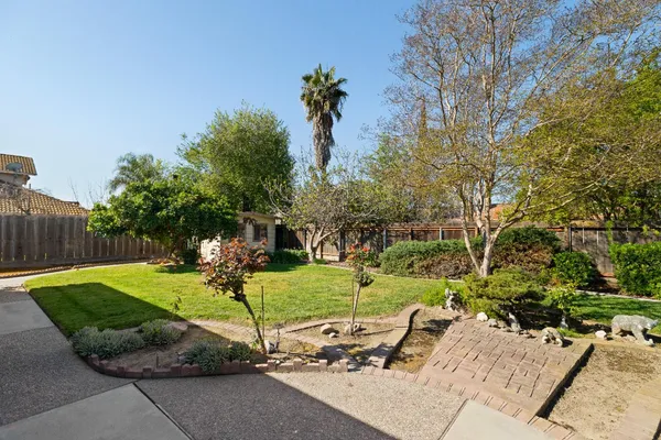 $490,000 | 1001 Zinfandel Place, Modesto, CA 95351