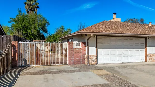 $490,000 | 1001 Zinfandel Place, Modesto, CA 95351