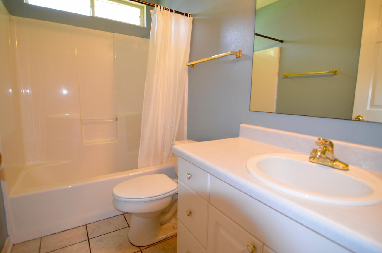 7528 Woodmont Road Navarre, FL 32566 - Photo 30 of 44 DSC_2061