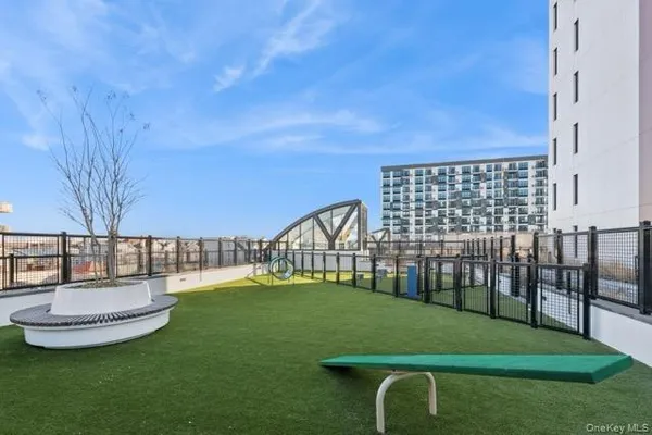 $2,400,000 | 100 Boardwalk, Unit 506A, Long Beach, NY 11561