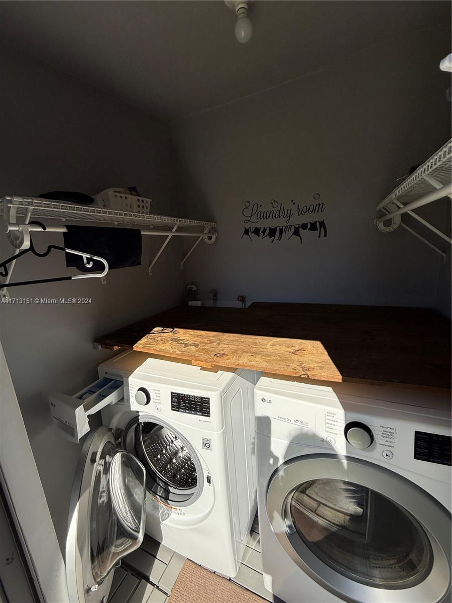 Fairway Estates Miami, FL 33157 - Photo 31 of 34 a utility room with dryer and washer