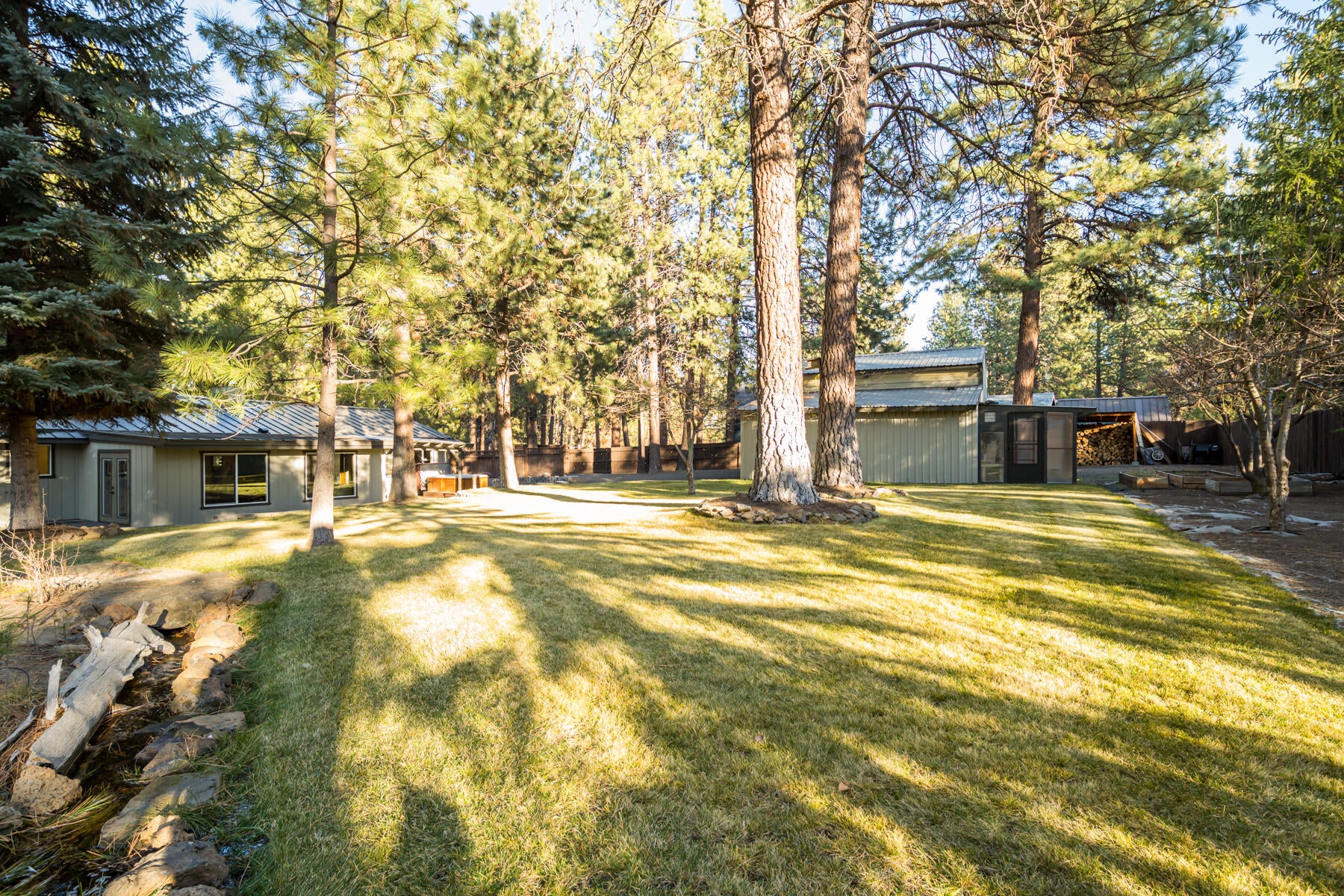 19313 Galen Road Bend, OR 97702 - Photo 30 of 49 24.0