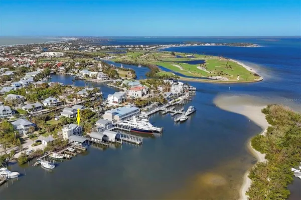 $7,295,000 | 208 Harbor Drive, Boca Grande, FL 33921