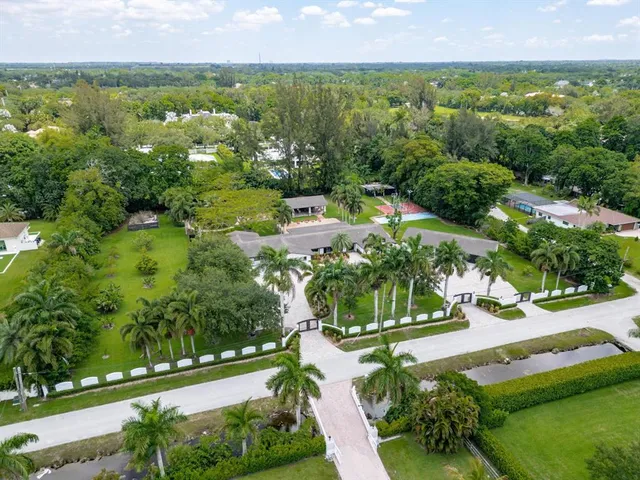 $3,190,000 | 14701 Southwest 63rd Street, Southwest Ranches, FL 33330