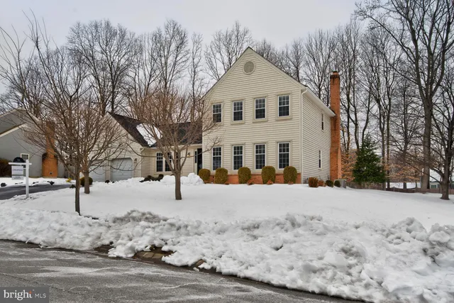 $685,000 | 2703 Belle Crest Lane, Silver Spring, MD 20906