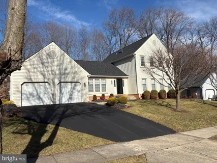 $685,000 | 2703 Belle Crest Lane, Silver Spring, MD 20906