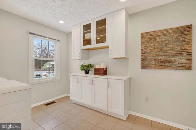 $685,000 | 2703 Belle Crest Lane, Silver Spring, MD 20906