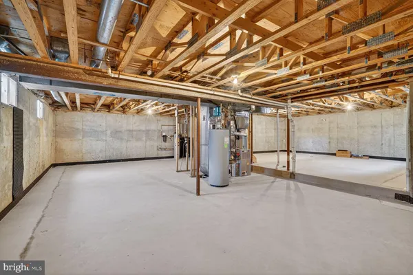 a view of a storage & utility room