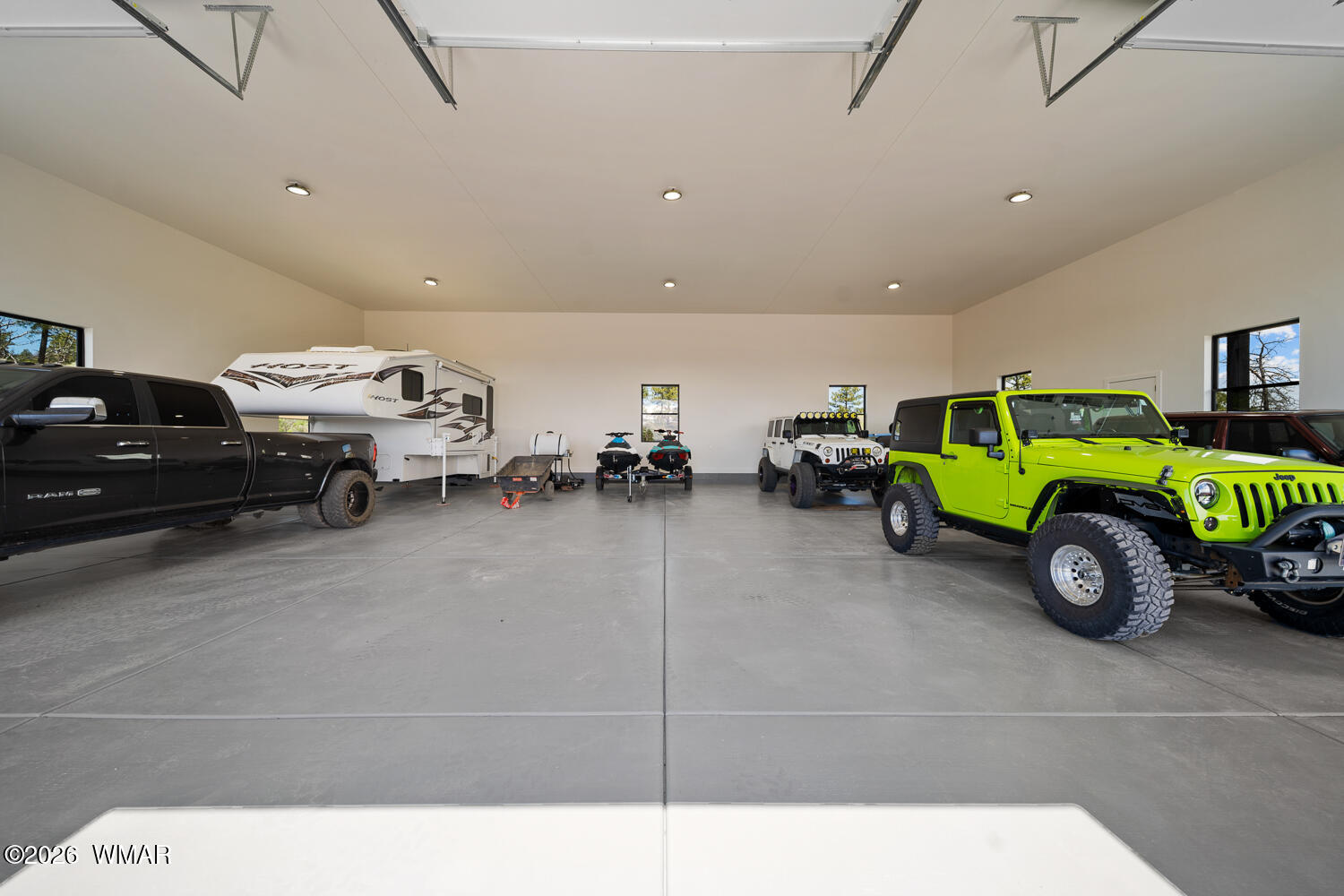 512 Fieldy Road Show Low, AZ 85901 - Photo 88 of 128 Inside Shop/RV Garage