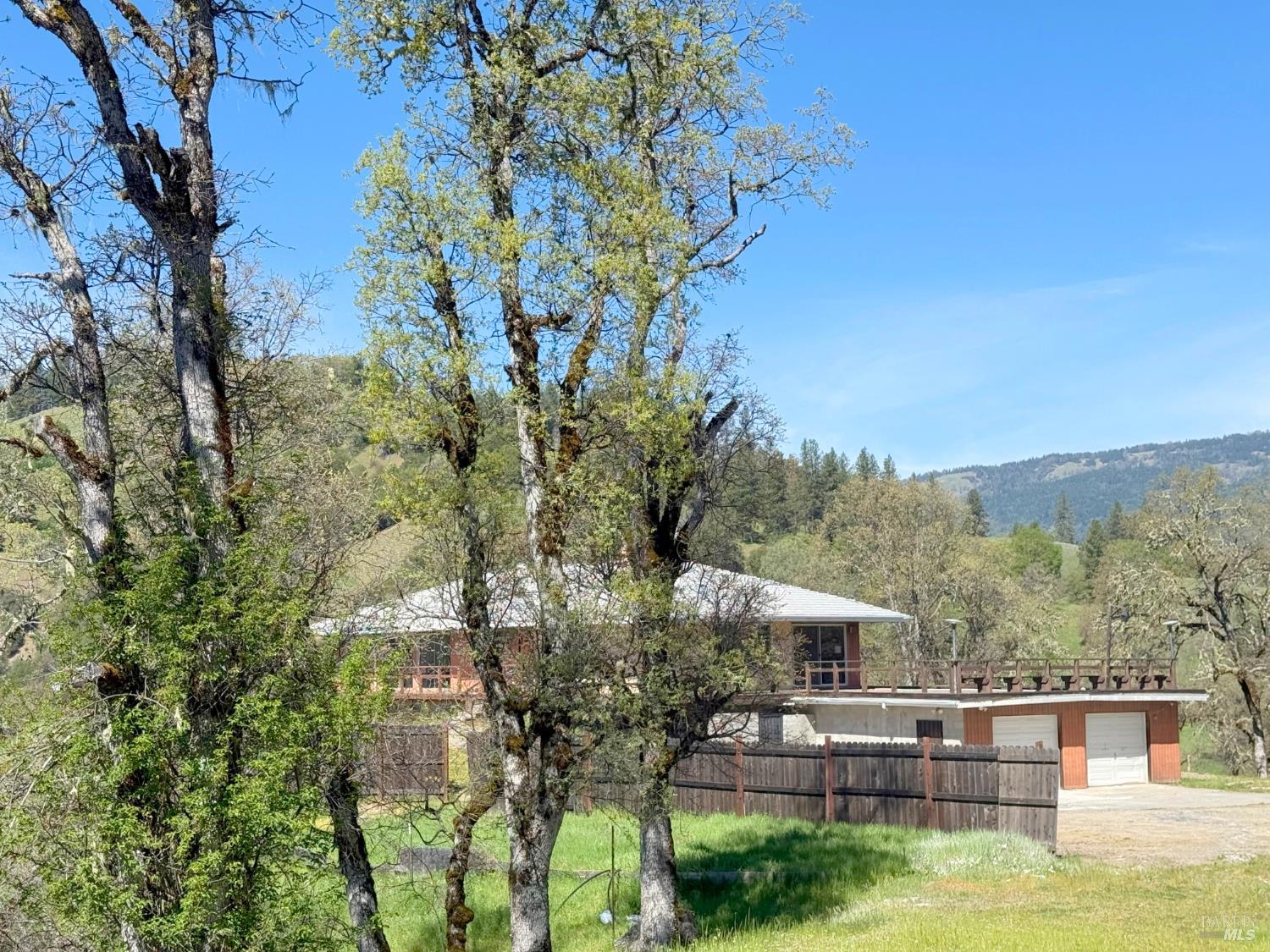 27150 Mendocino Pass Road Covelo, CA 95428 - Photo 2 of 31