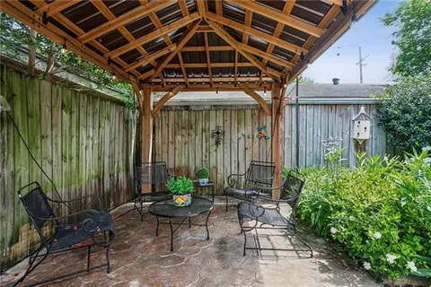 $375,000 | 8 Virginia Court, New Orleans, LA 70124