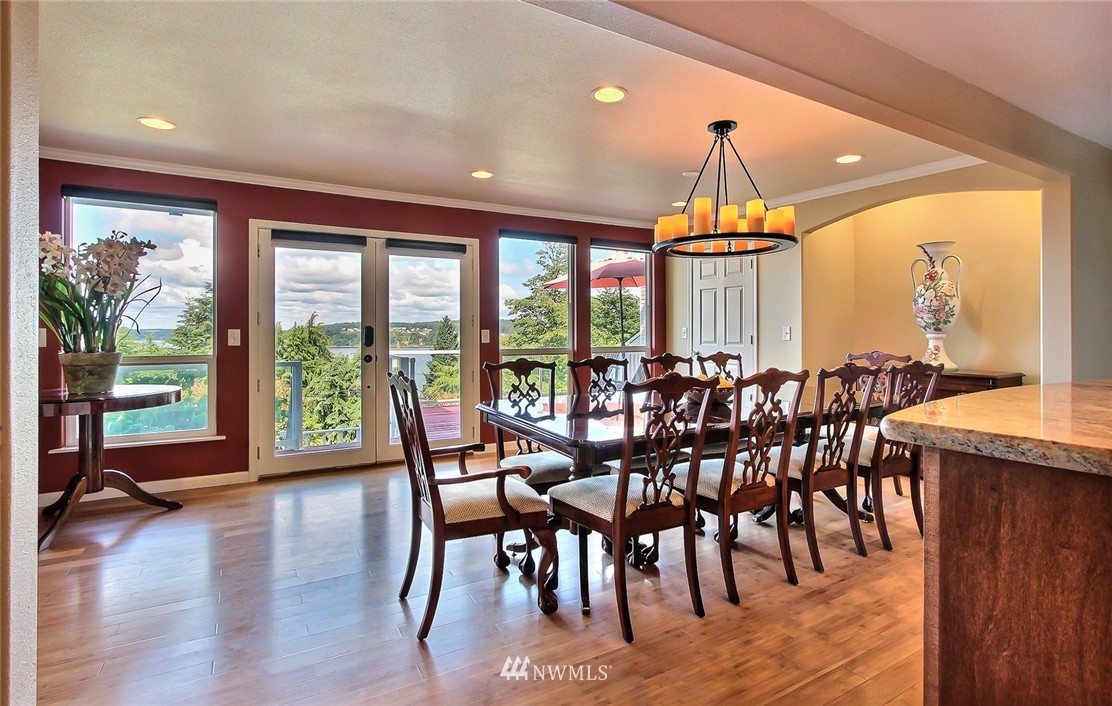 4407 Sunset Beach Road West University Place, WA 98466 - Photo 7 of 23
