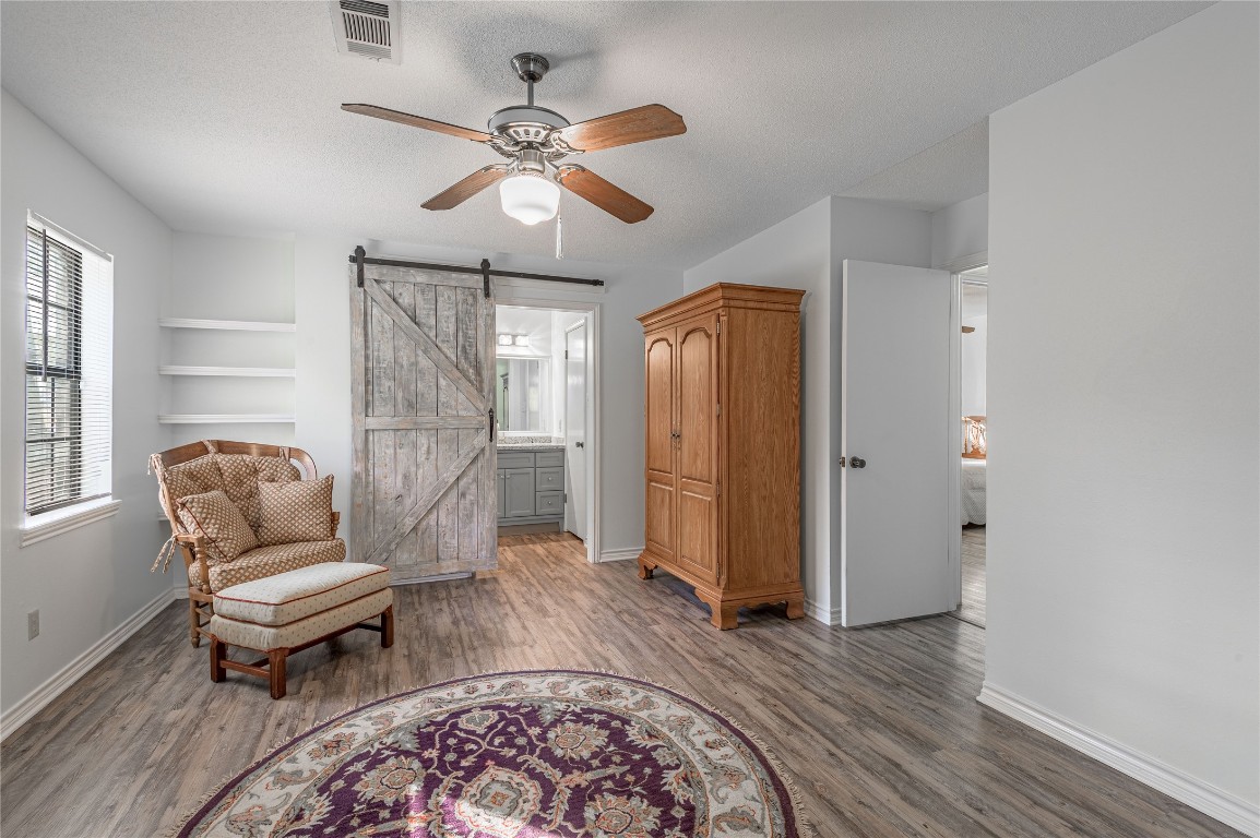 1 Cottonwood Trinity, TX 75862 - Photo 13 of 29 a living room with furniture and wooden floor