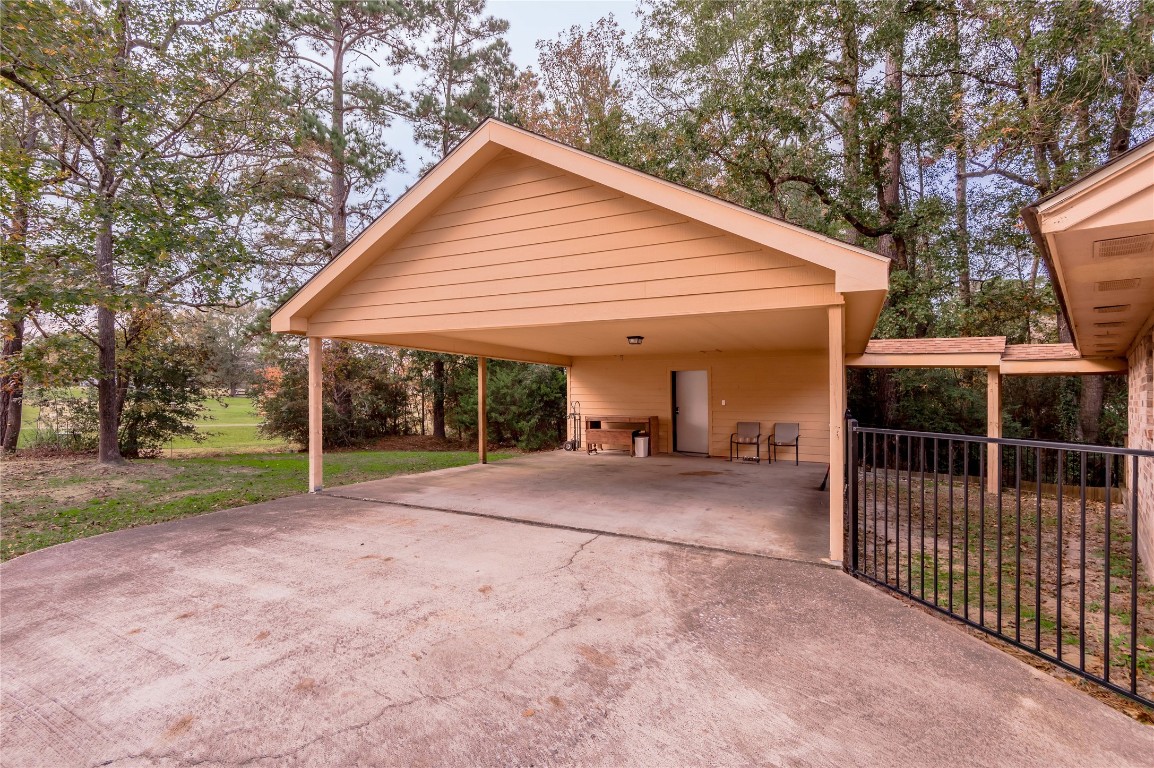 1 Cottonwood Trinity, TX 75862 - Photo 23 of 29 a view of backyard with green space