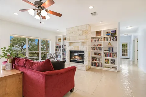 $1,599,000 | 816 Buttercup Lane, Wimberley, TX 78676
