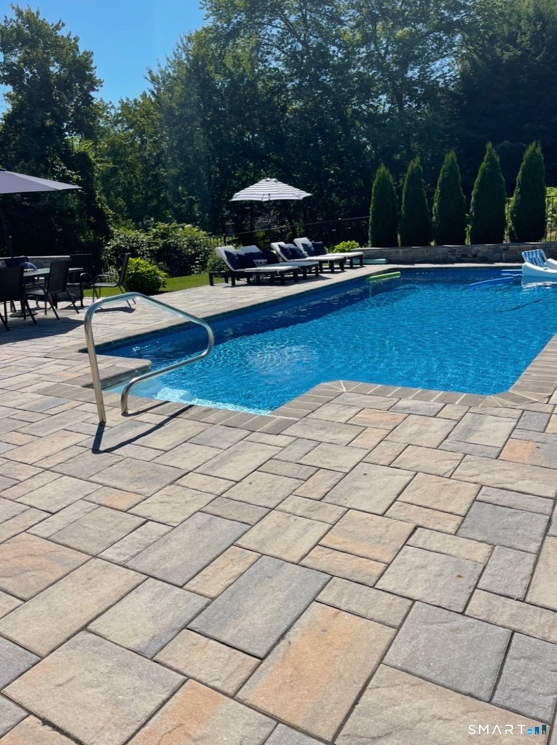 18 Partridgetown Road Naugatuck, CT 06770 - Photo 4 of 46